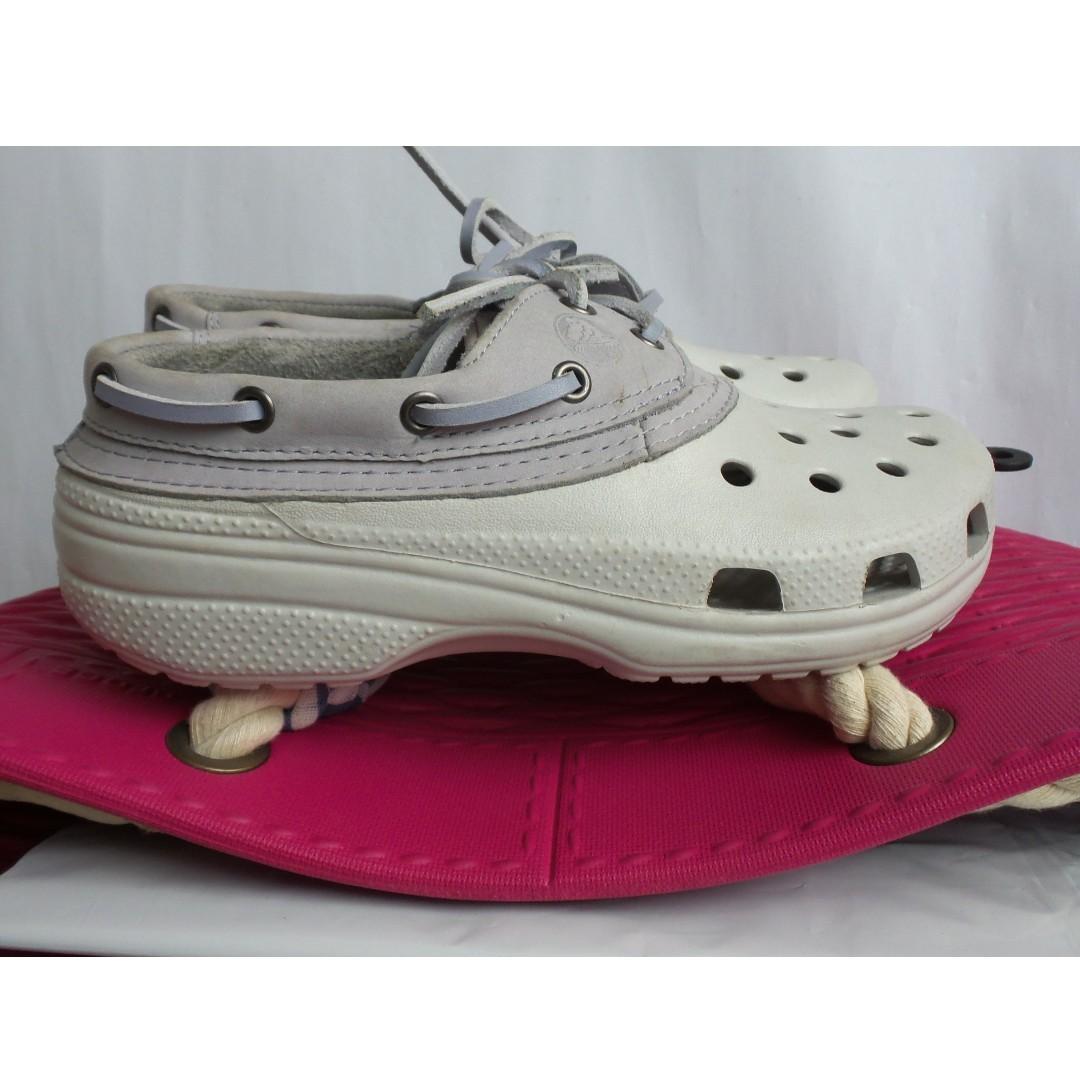 Islanders crocs discount