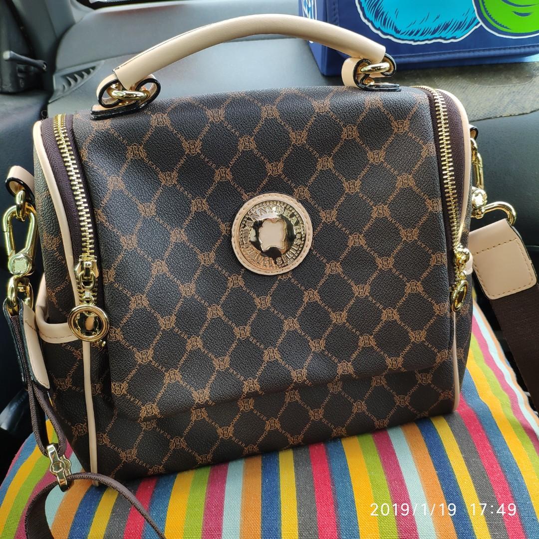 Danny bear sling bag store