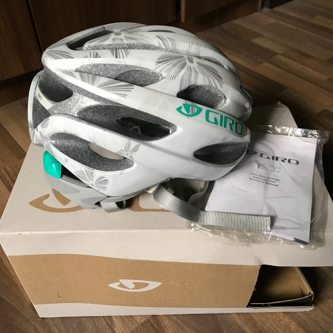 Giro Trinity Af Bike Helmet Bicycles Pmds Bicycles Others On Carousell