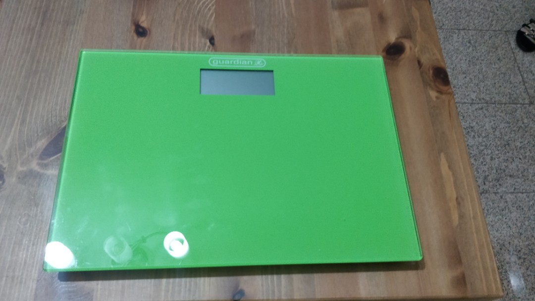 Guardian electronic weighing scale, Health & Nutrition, Health Monitors