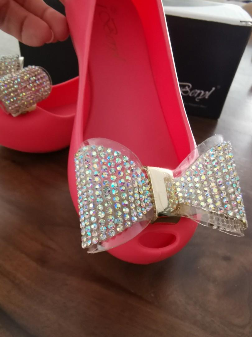 Jelly Shoes iberyl girls shoes Women s Fashion Footwear Flats on Carousell