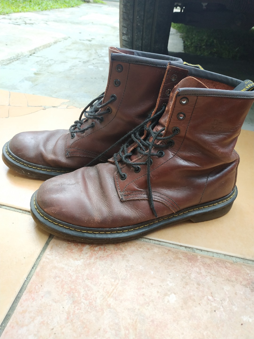 jual doctor martens