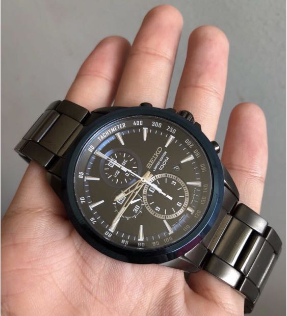 Limited Edition Seiko 7T92 Quartz Chronograph, Men's Fashion, Watches &  Accessories, Watches on Carousell