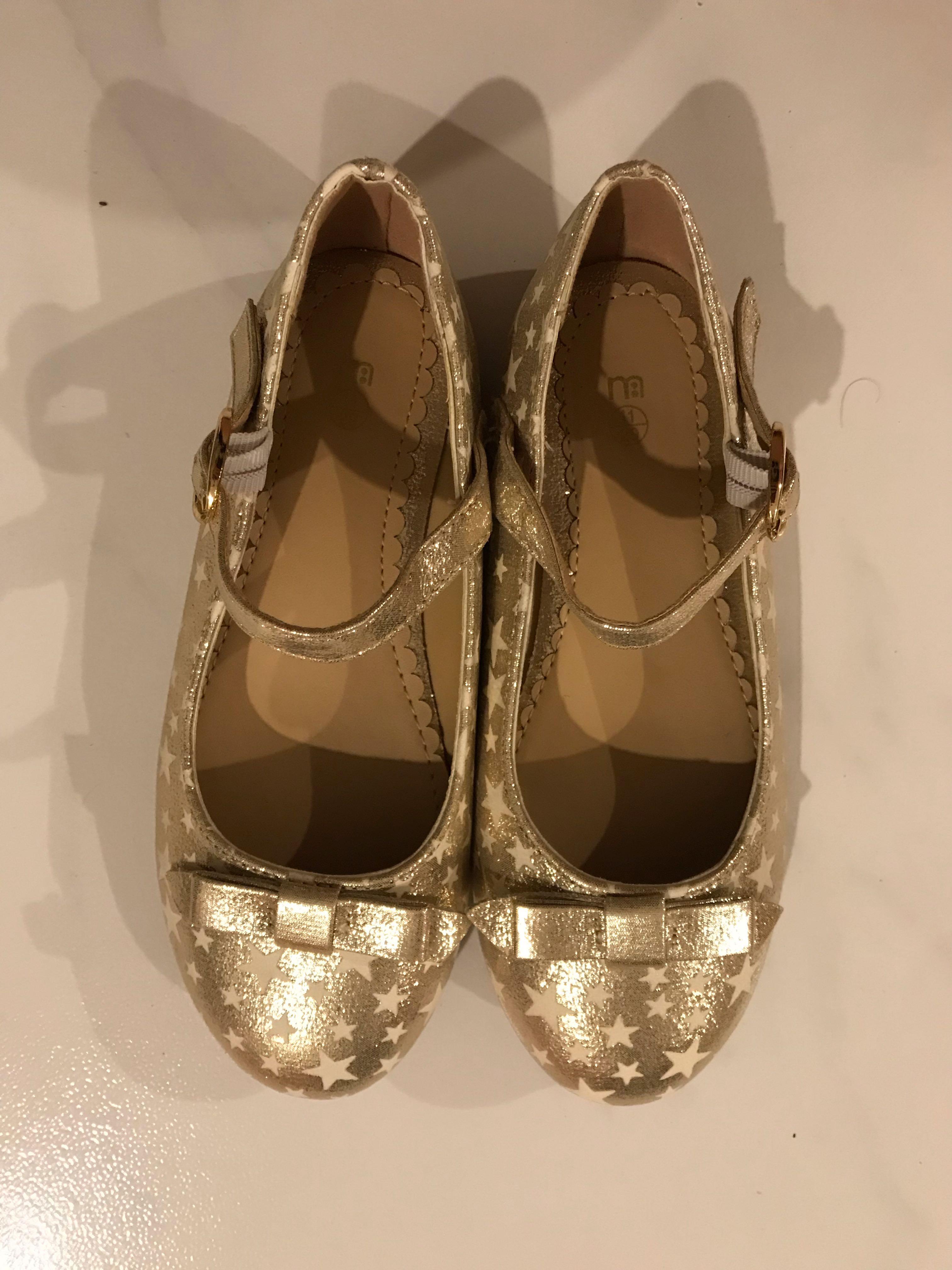girls gold shoes size 11