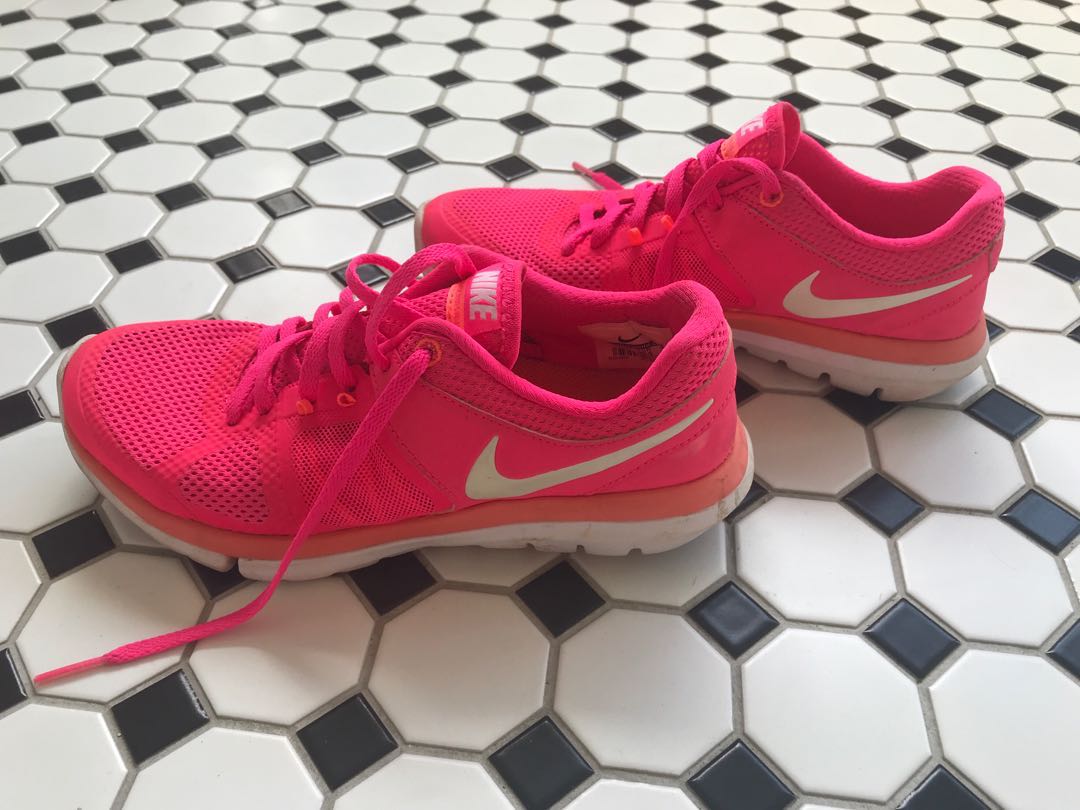Neon Pink/Hot Pink Women's Nike Running 
