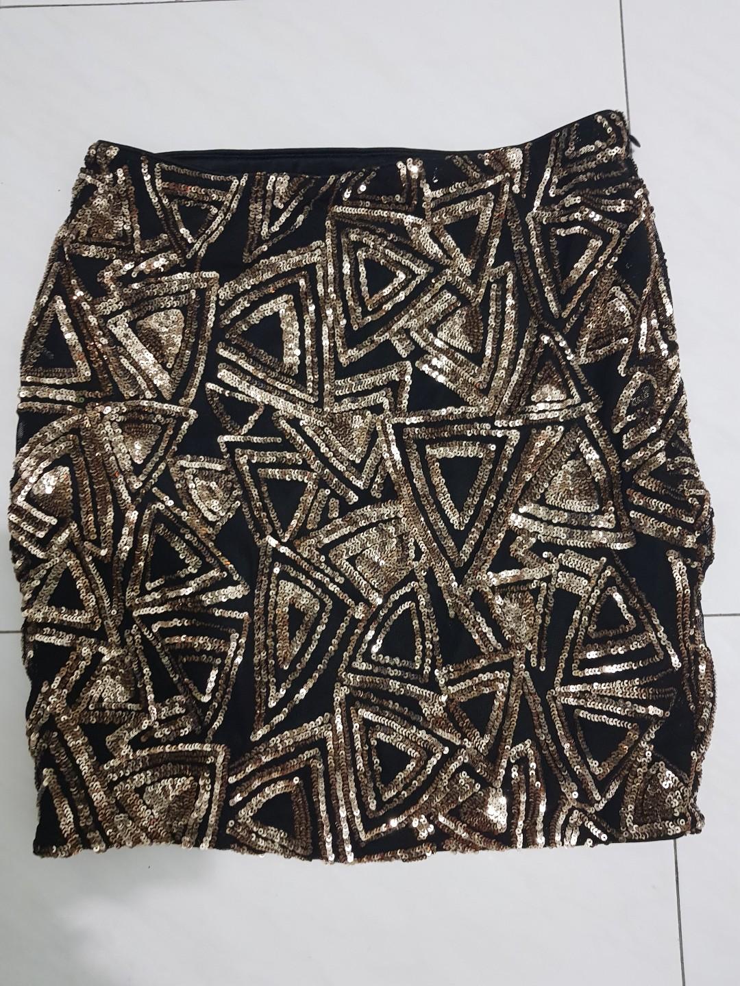 boohoo black and gold dress