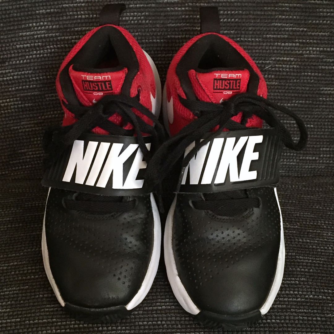 nike team hustle 07