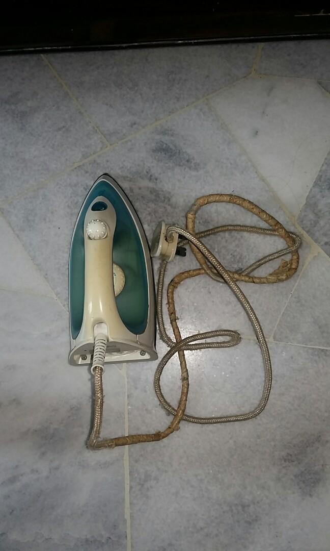philips comfort 205 steam iron