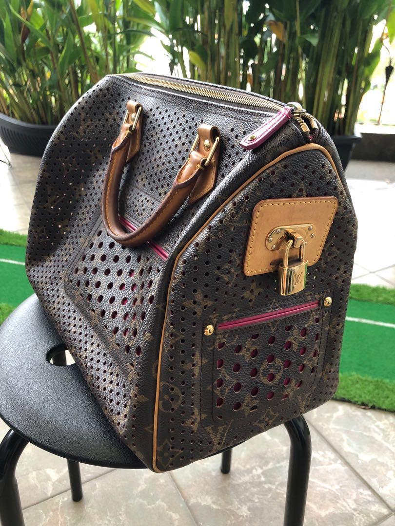 🛑Ltd Ed Louis Vuitton Fuchsia Perforated Speedy 30 Boston Bag, Luxury, Bags  & Wallets on Carousell