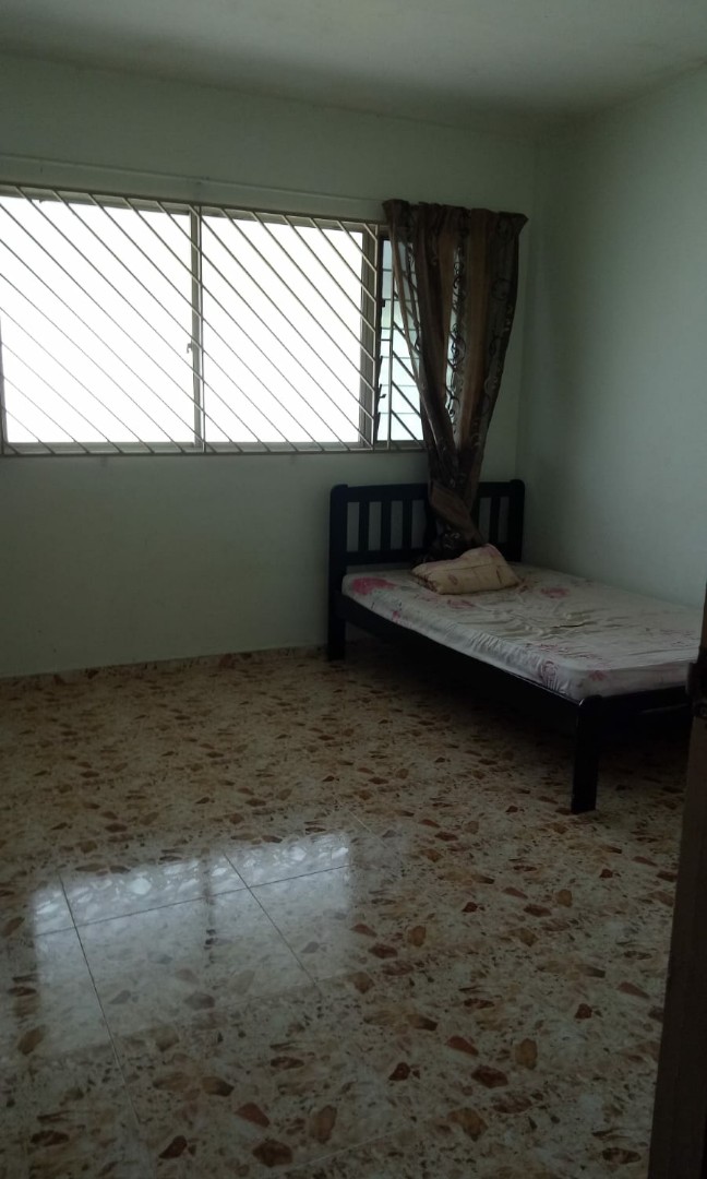 (Category: ) located in . Submitted by melody0184 (Listing ID 210613421, Image 1). Description: .