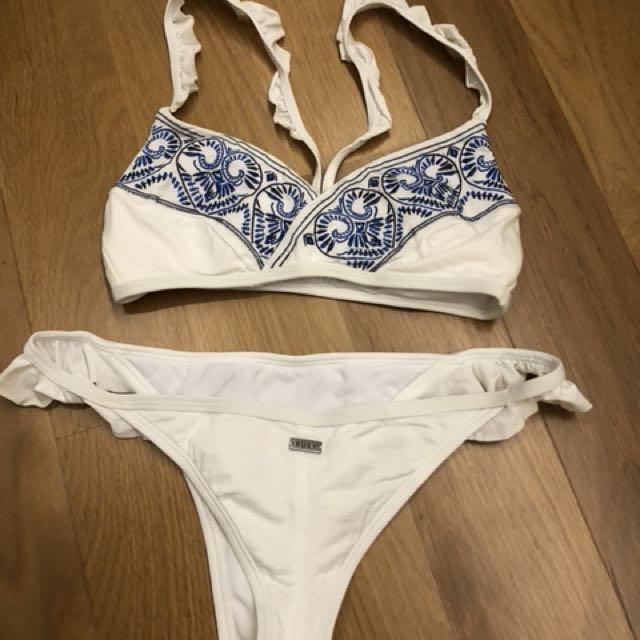 Roxy Bikini Set, Women's Fashion