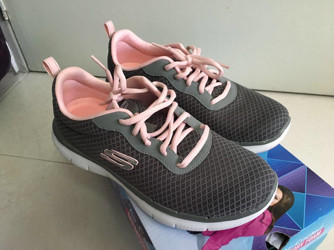 Opheldering vlinder belasting Skechers Flex Appeal 2.0 Grey / Light Pink Air-Cooled Memory Foam, Women's  Fashion, Footwear, Sneakers on Carousell