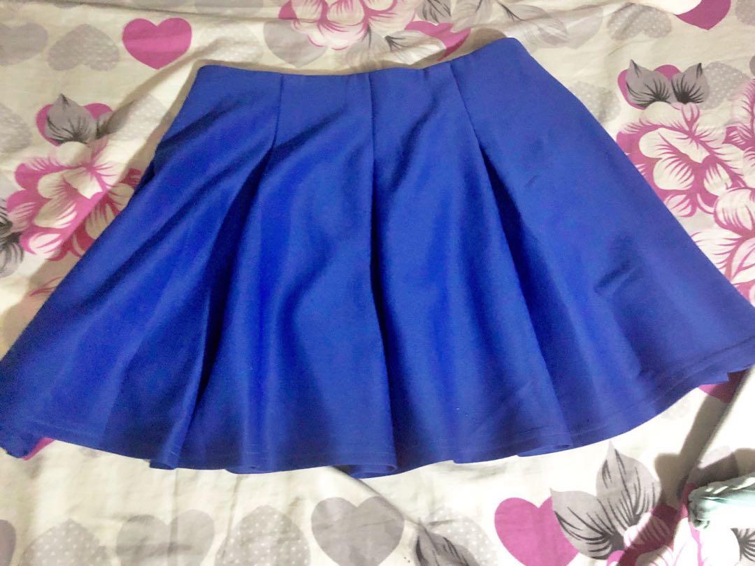 Tomato Blue Skater Skirt (Category: Skirts) located in Makati City. Submitted by markateplace (Listing ID 210411987, Image 1). Description: #SparkJoyChallenge Never been worn. Its too big for me then then i totally forgot about it. Thank you because of you, I now know I shouldnt buy things that dont fit me just because I like the idea of having you..