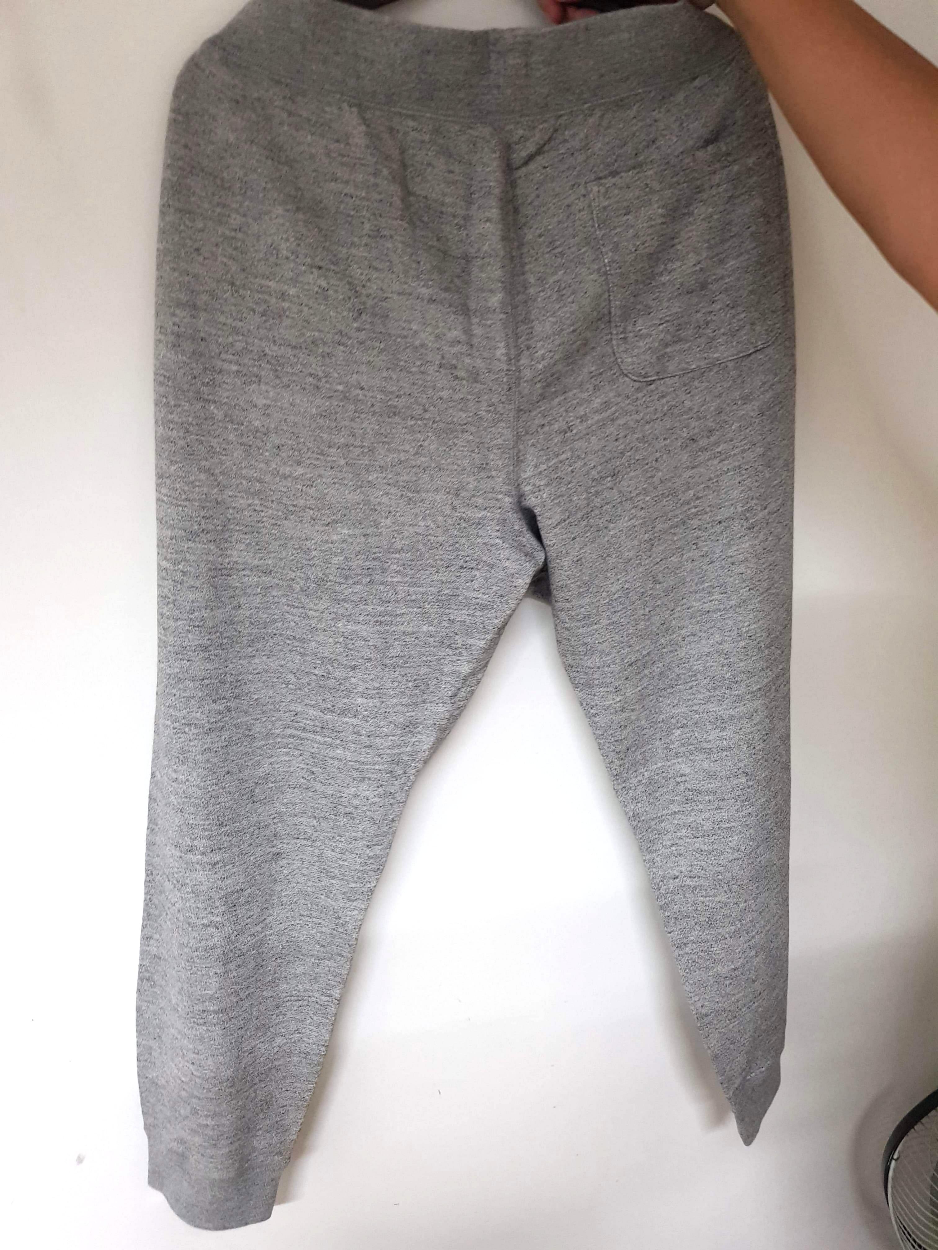 uniqlo jogging bottoms