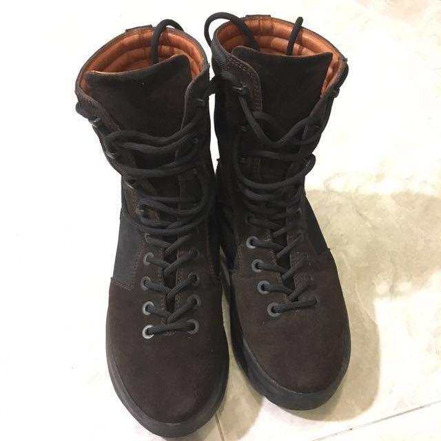Yeezy Season 3 Military Boot dark brown