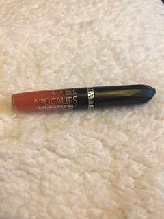 Rimmel Nude Lip Velvet