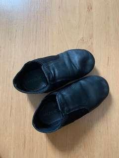 jazz shoes for girls near me