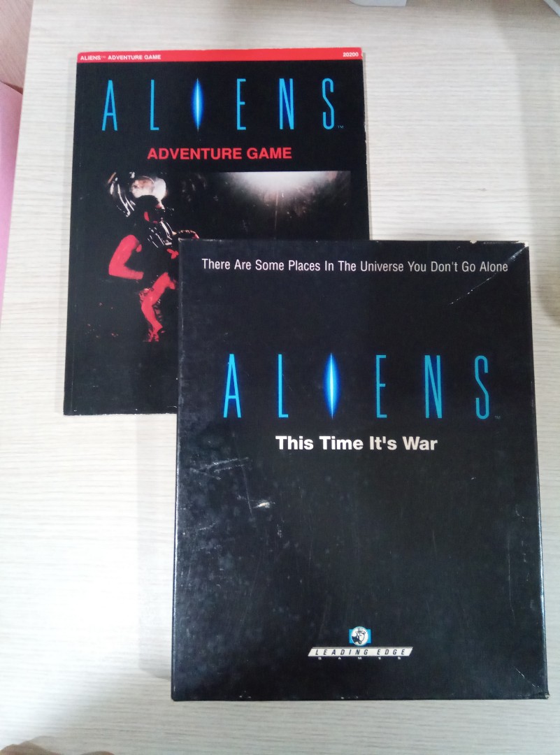 1990 vintage Aliens (the movie) Boardgame (Leading Edge), Hobbies