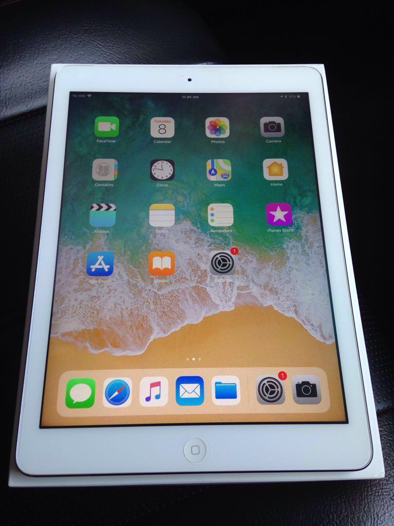 Apple Ipad Air 1 Wifi Cellular 32gb Silver Ios 11 4 1 Mobile Phones Tablets Tablets On Carousell