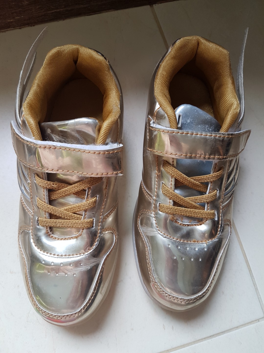 Boy golden shoe, Babies & Kids, Babies & Kids Fashion on Carousell