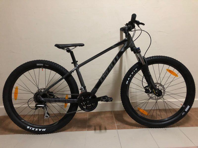 Brand New MTB Giant Talon 3 2019 Sports Equipment Bicycles