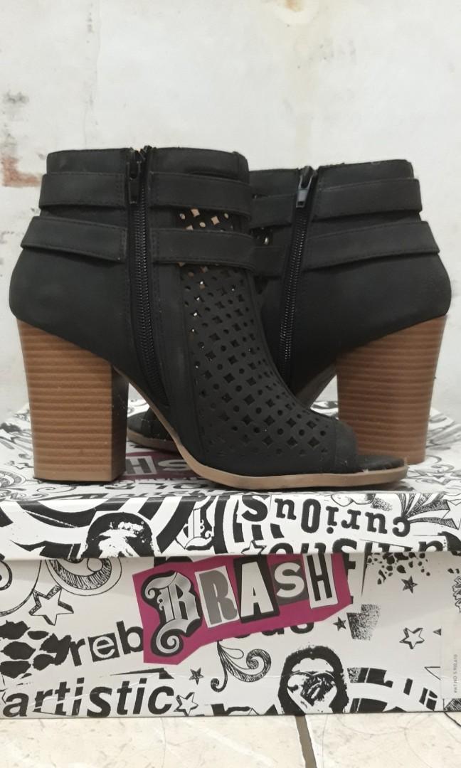 Payless brash boots deals