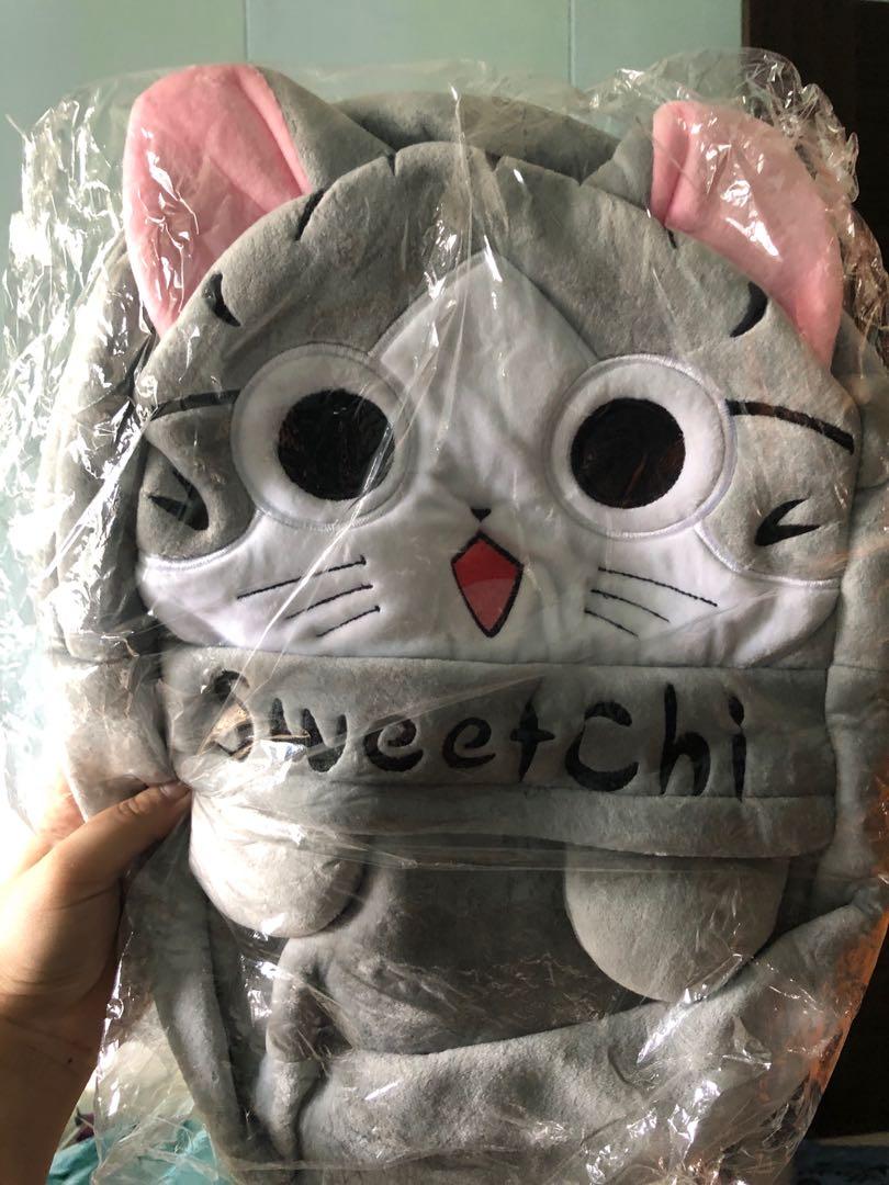 Cat backpack (Category: Backpacks) located in Singapore. Submitted by dinolover (Listing ID 210723053, Image 1). Description: Cat backpack Suitable for kids and adults but the size might be a bit small .