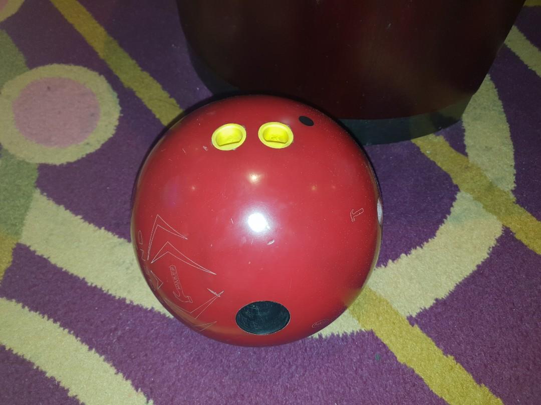 Hammer black widow red legend solid 14lbs bowling ball, Sports