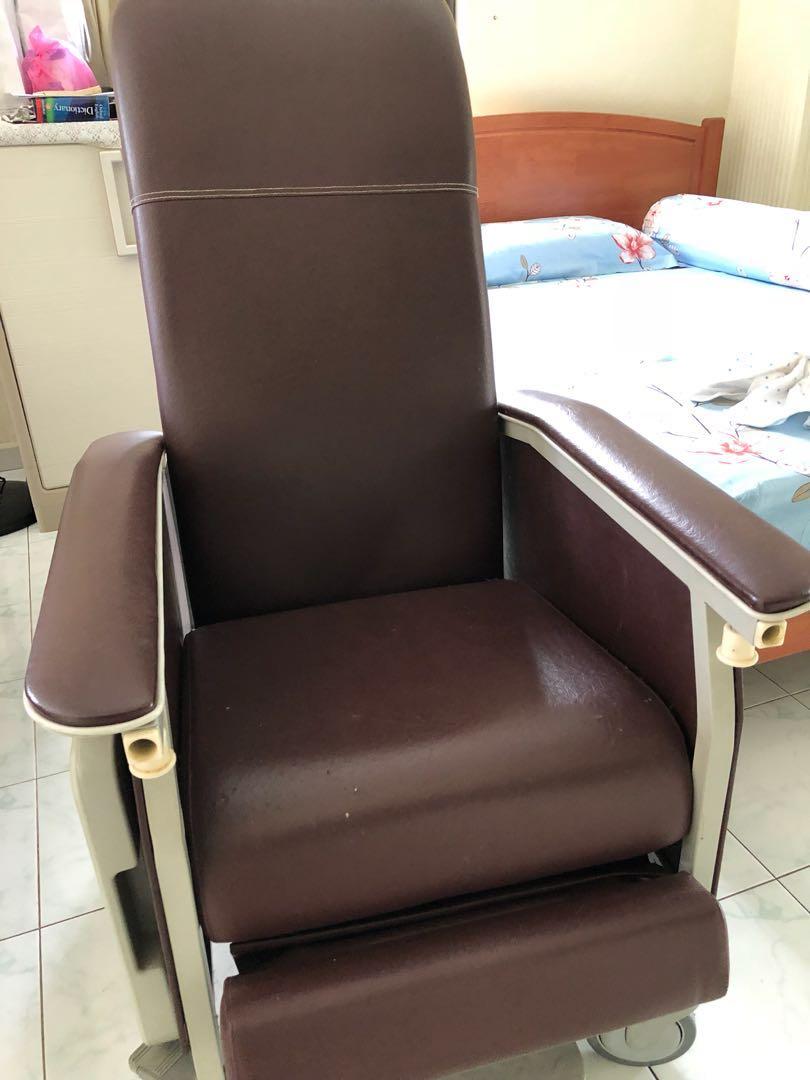 Recliner for 2025 stroke patient