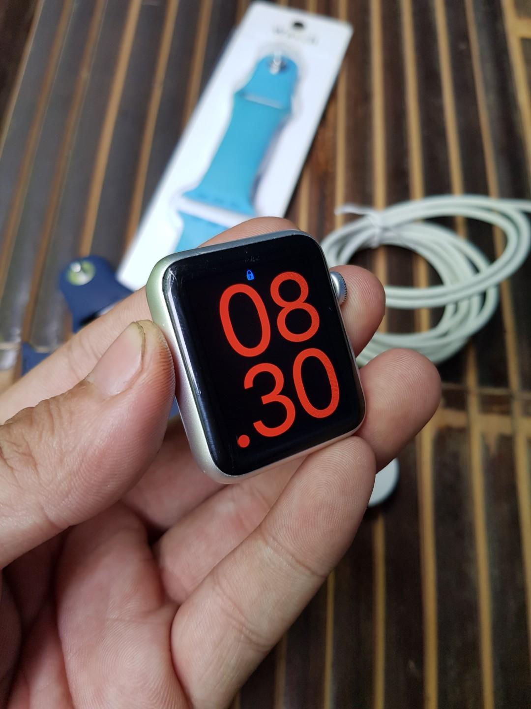 iWatch Apple Watch Series 42mm, Barang Yang Dicari di Carousell