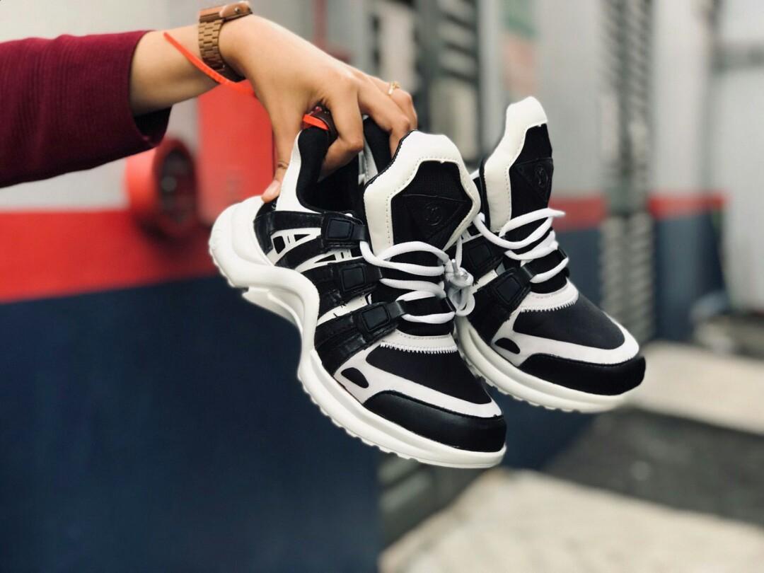 Louis vuitton archlight black and white clearance