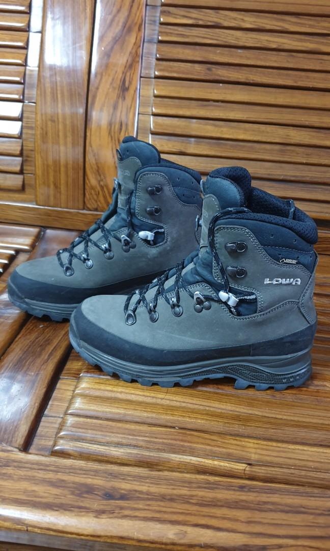 lowa tibet gtx