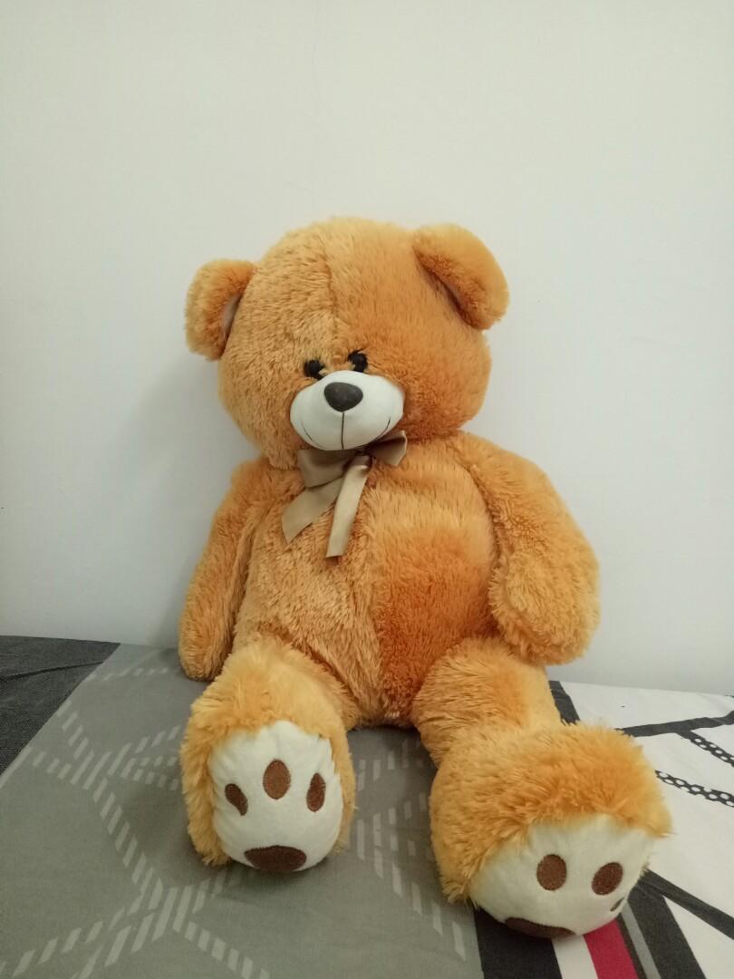 Medium sized top stuffed bear