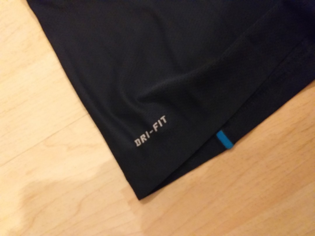 Nike authentic sporting shirt, Olah 