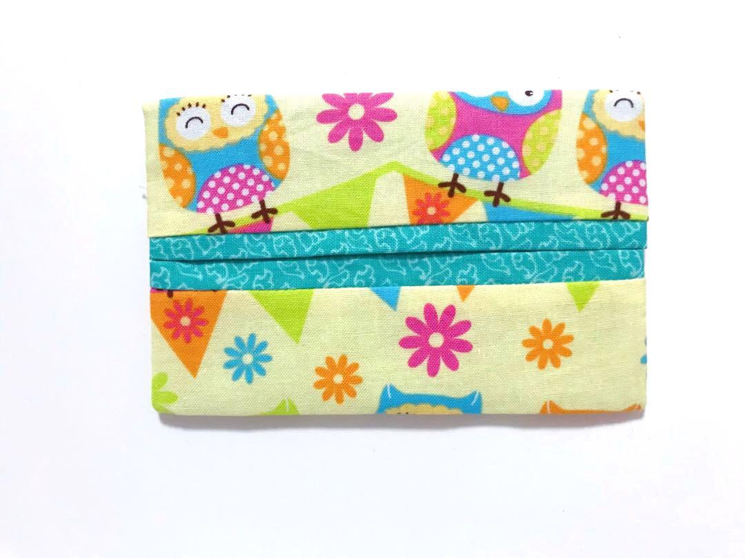 Pocket tissue pouch (owl), Hobbies & Toys, Travel, Travel Essentials