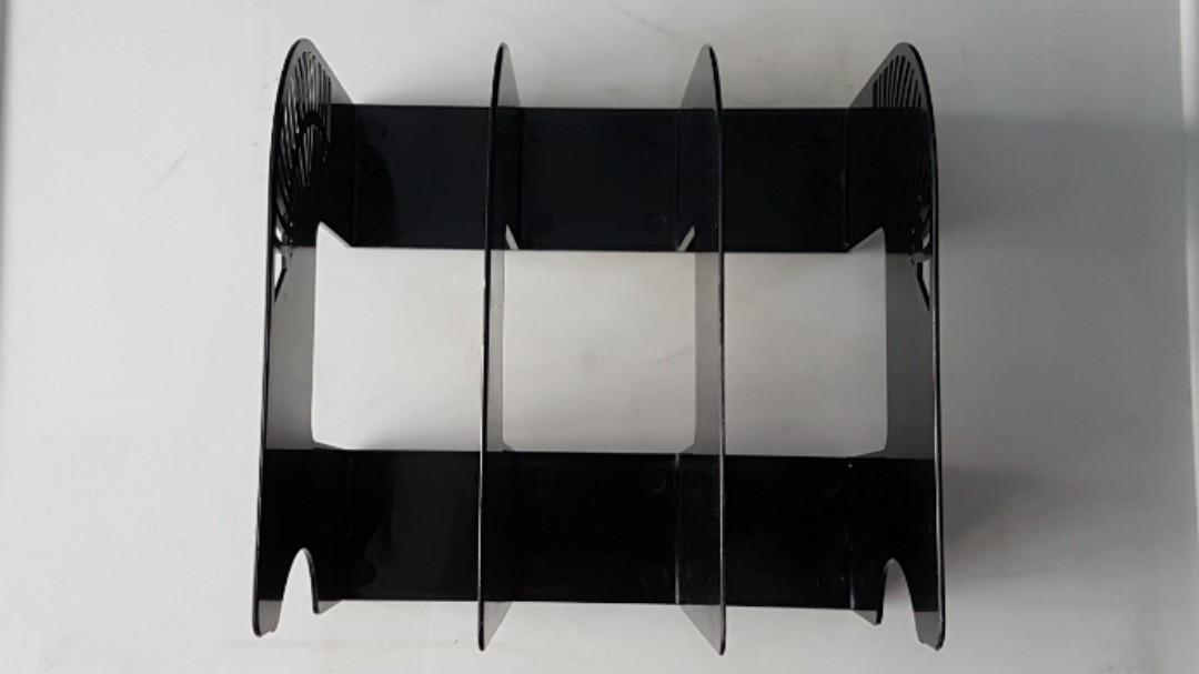 Preloved Daiso Book Divider, Hobbies & Toys, Stationery & Craft, Stationery & School Supplies on