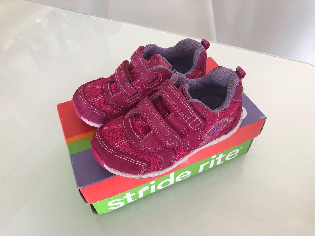 Preloved Stride Rite Baby Girl Sneakers 