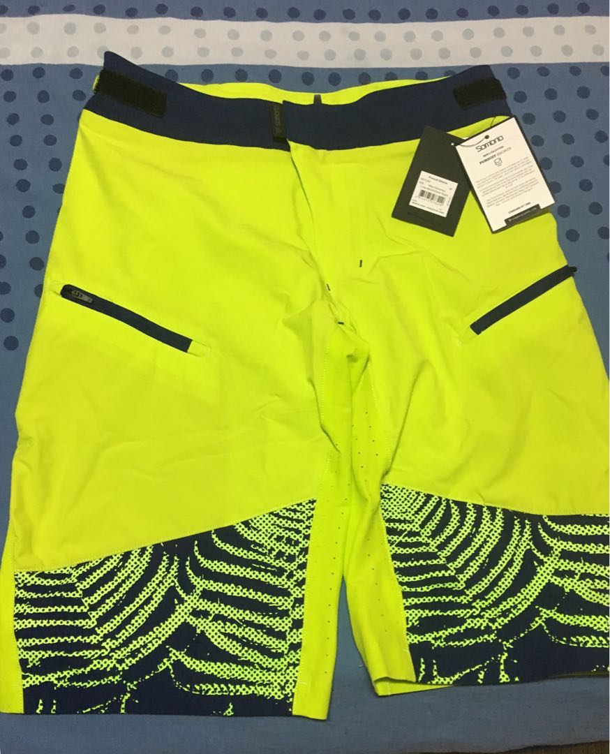 Sombrio pursuit on sale shorts