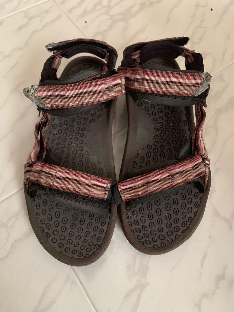 teva sandals eu