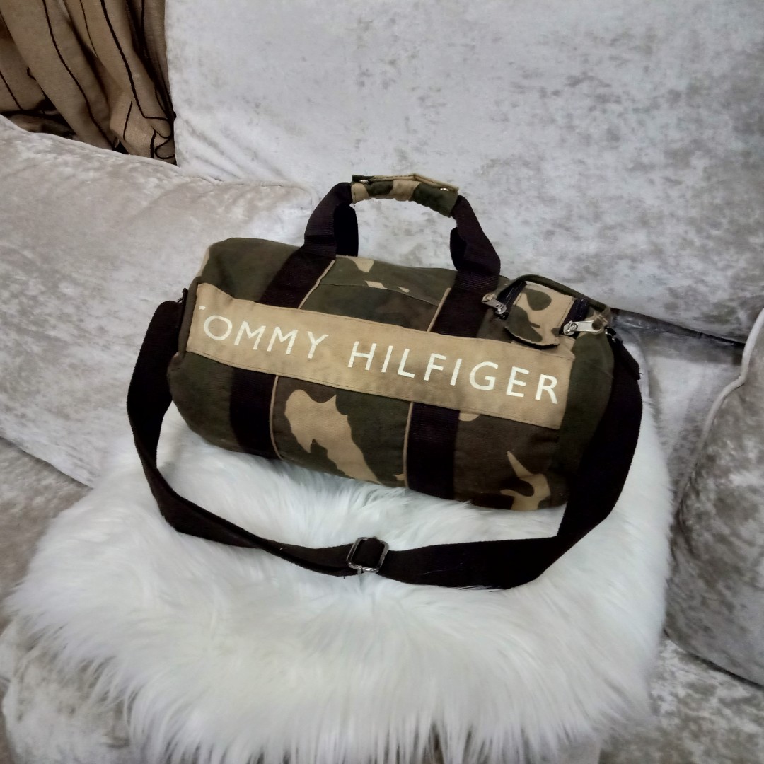 tommy hilfiger camo duffle bag