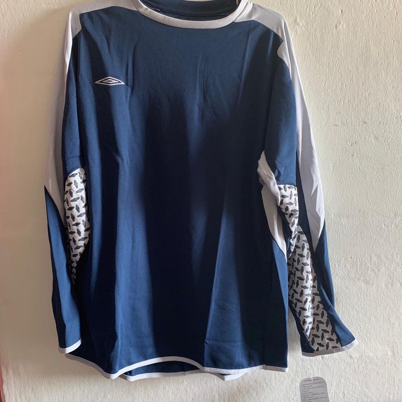 umbro full sleeve t shirt