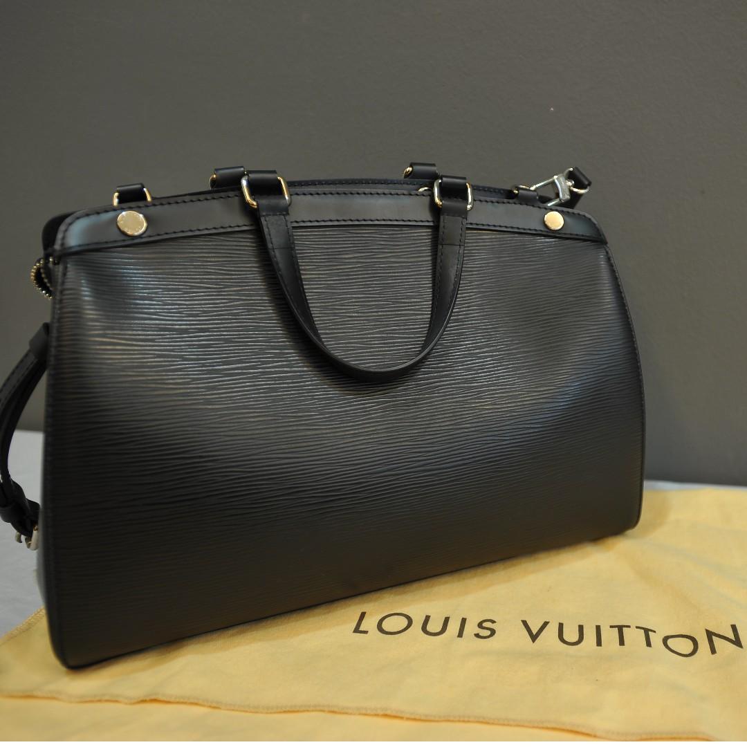 Louis Vuitton Epi Brea MM - Black Totes, Handbags - LOU783826