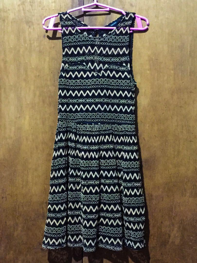 Aztec Laced dress (Category: Dresses) located in Makati City. Submitted by tinalopez (Listing ID 211058193, Image 1). Description: •no flaws •zipper at the back .