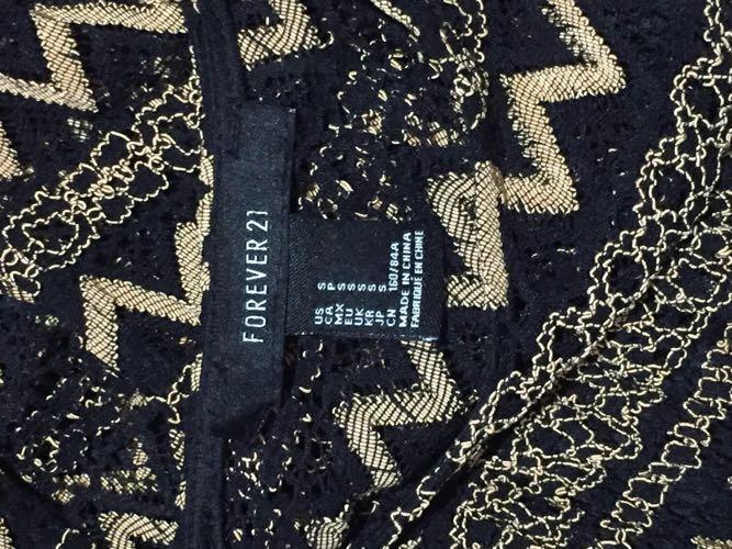 Aztec Laced dress (Category: Dresses) located in Makati City. Submitted by tinalopez (Listing ID 211058193, Image 3). Description: •no flaws •zipper at the back .