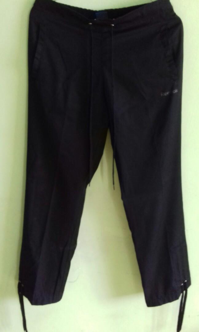Celana training sales reebok pria