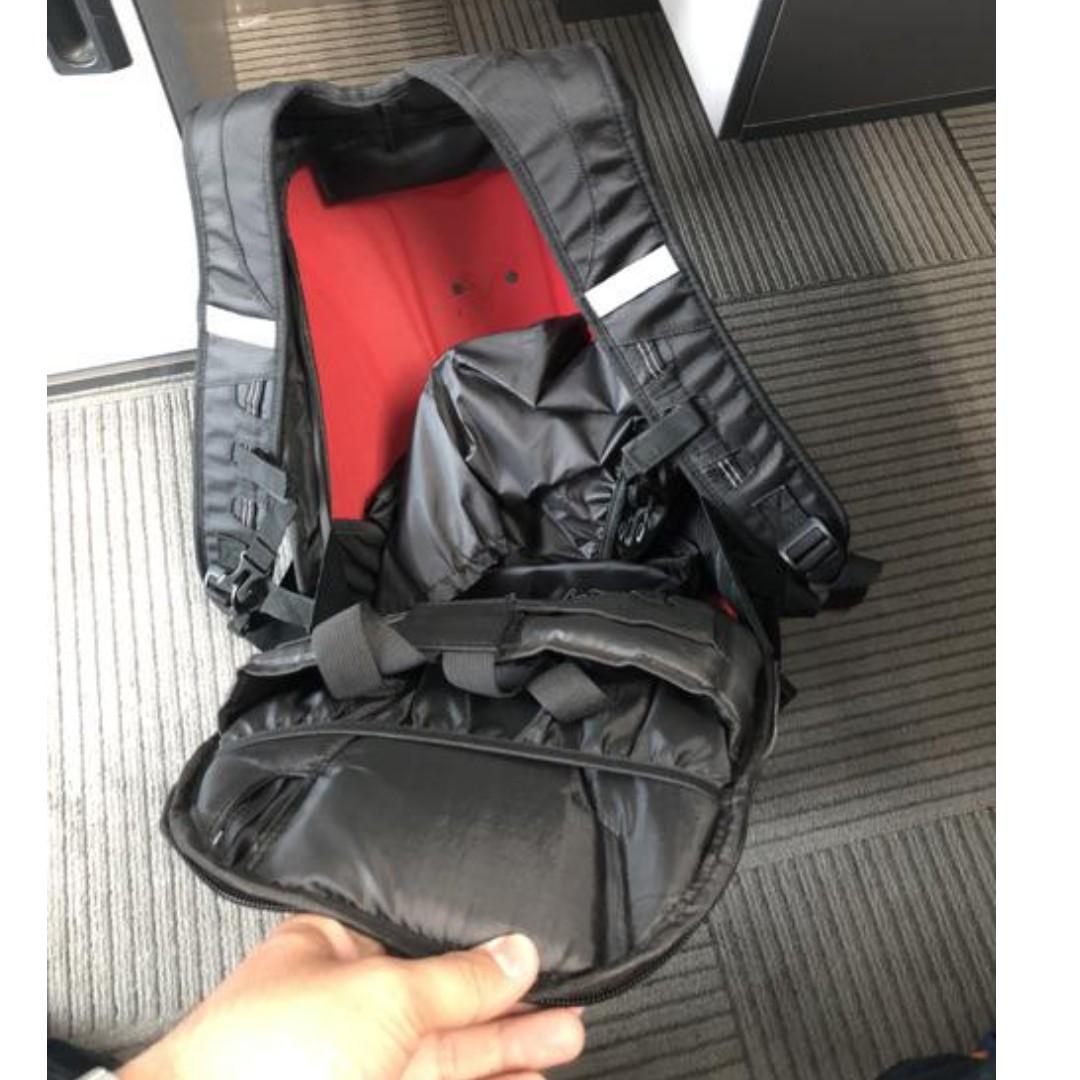 DAINESE DMACH OGIO BACKPACK WITH RAIN BAG COVER Auto Accessories on Carousell