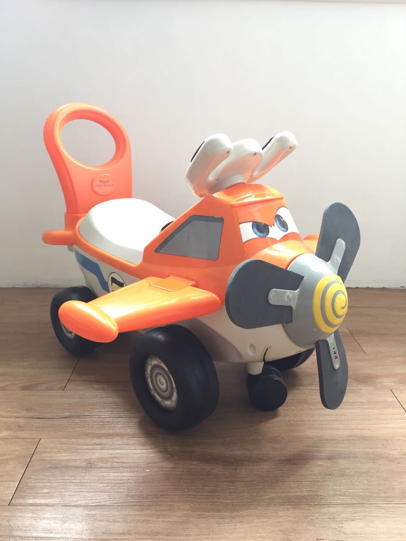 planes ride on toy