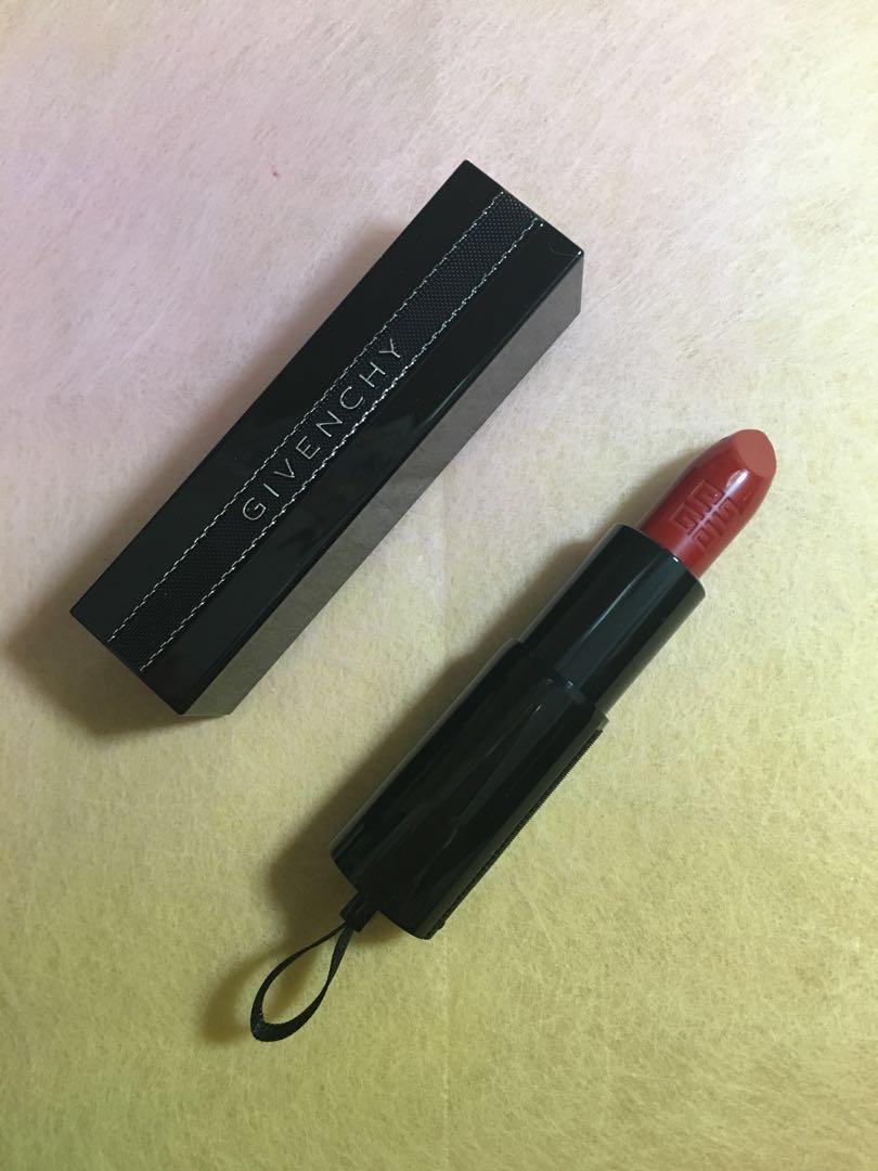 Givenchy rouge insomnie online