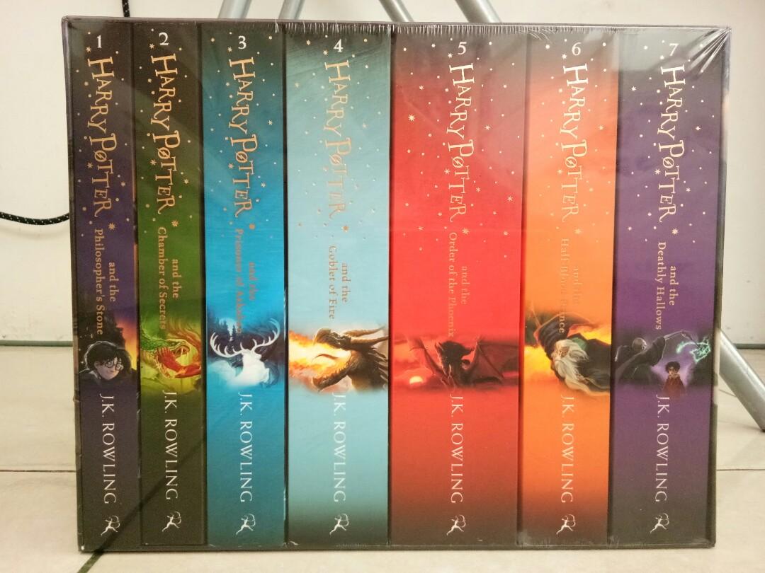 Harry Potter Books Complete Collection, Hobbies & Toys, Books