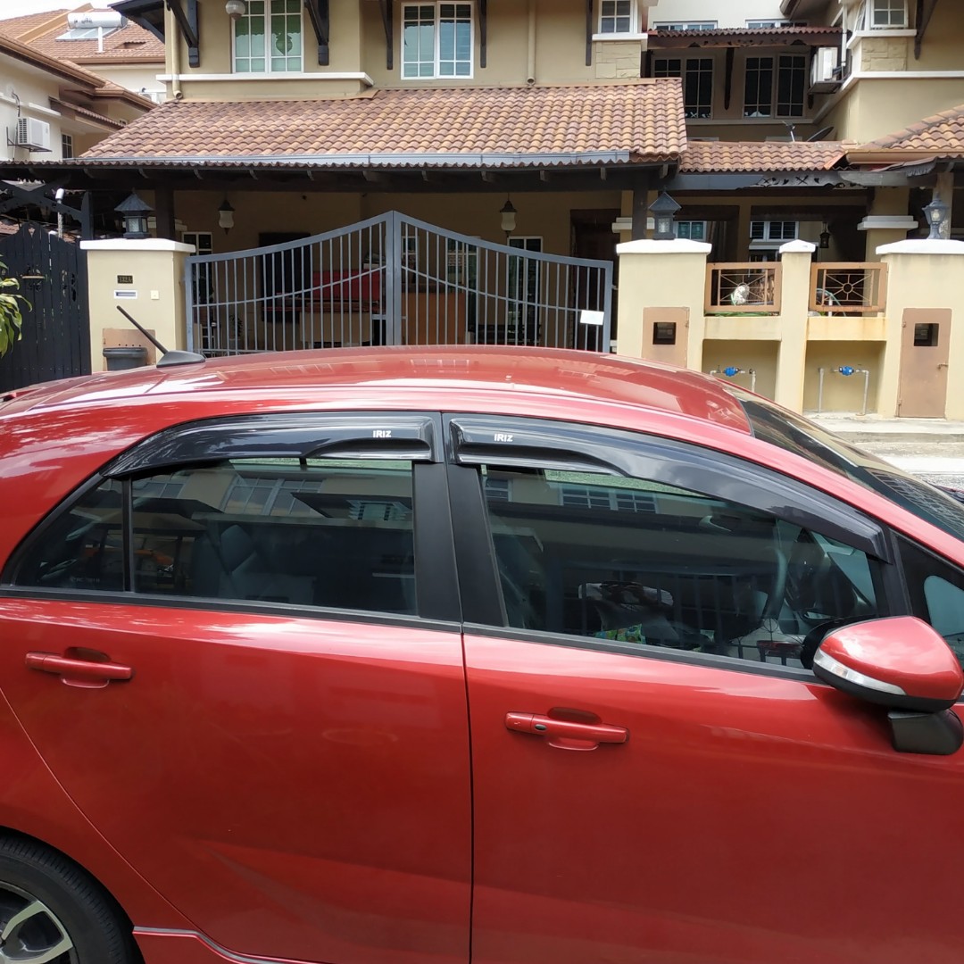 Door shop visor iriz